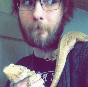 Meet your Posher, Travis